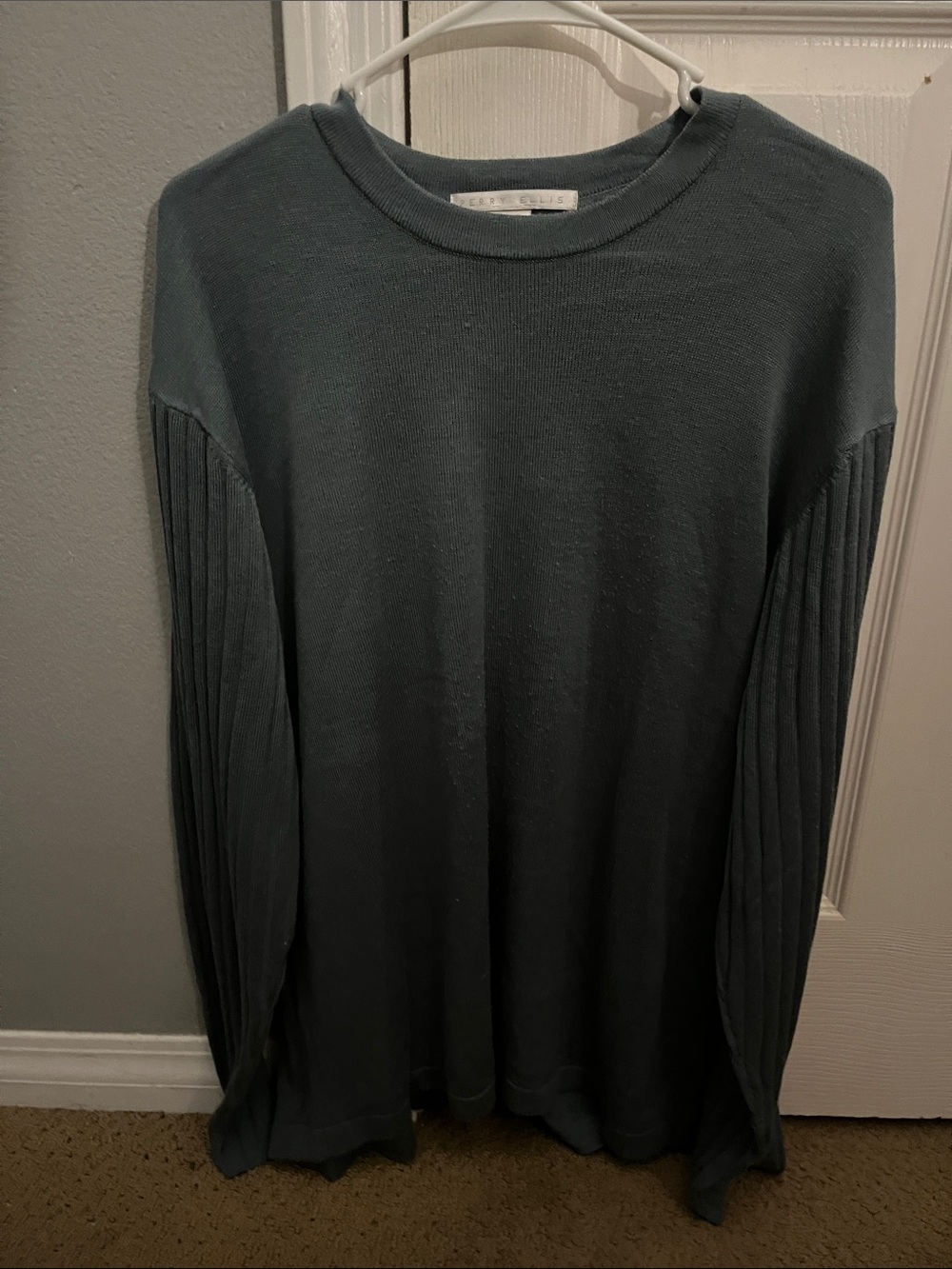 Perry Ellis Men's Slate Teal Rib-Sleeve Crewneck Sweater